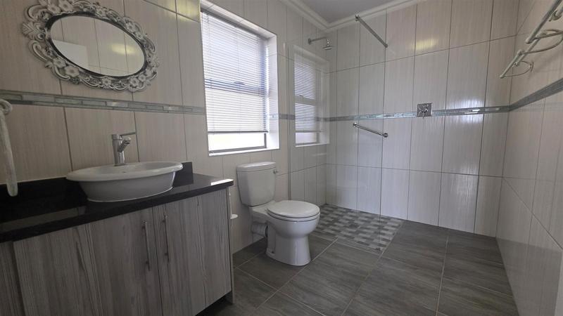 3 Bedroom Property for Sale in Seemeeu Park Western Cape